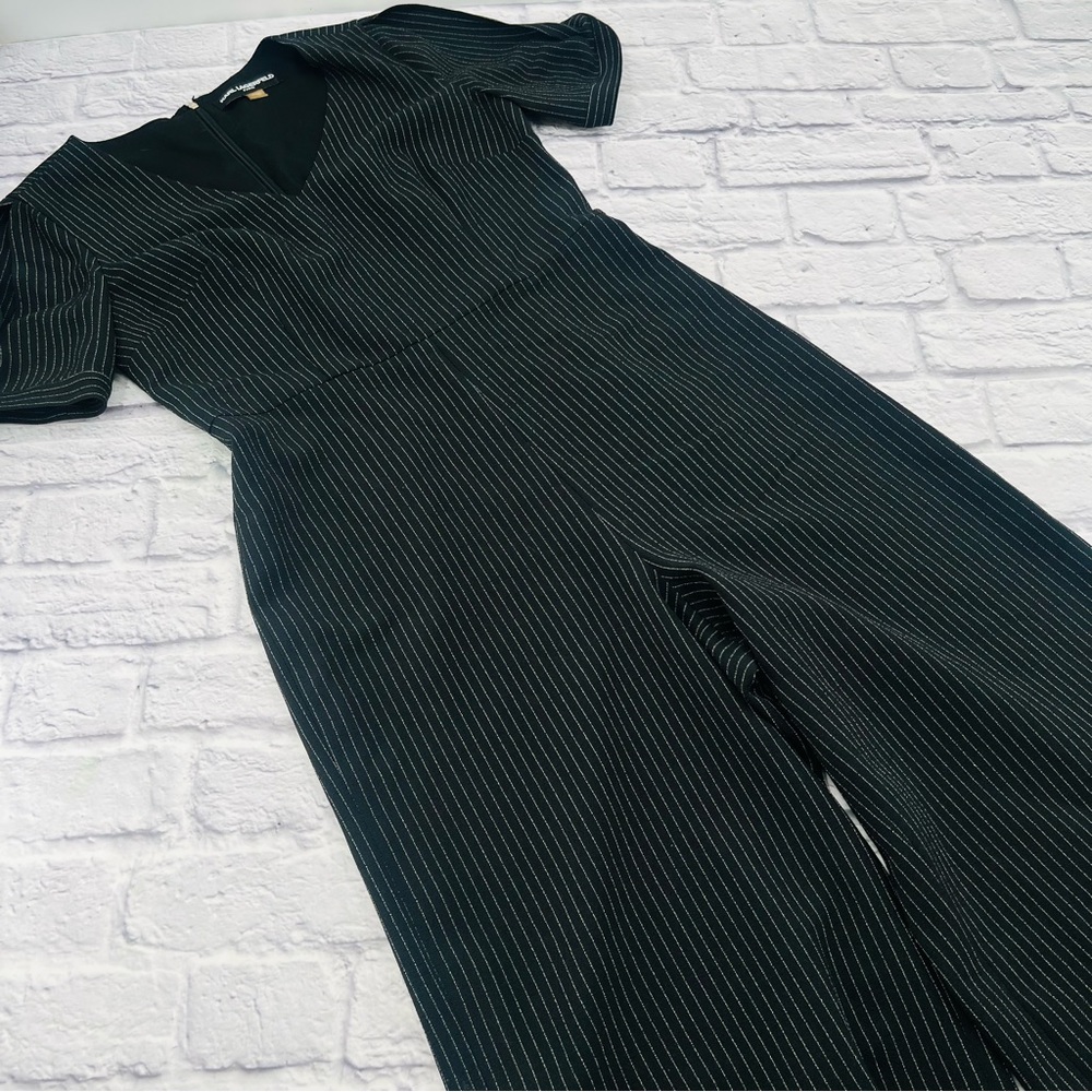 Karl Lagerfeld Paris Size 10 Black White Pinstriped Romper Jumpsuit